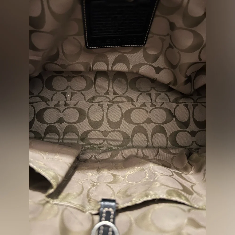 Vintage Coach Black Leather Bucket Handbag Purse No. M3S-7588 - Picture 10 of 12